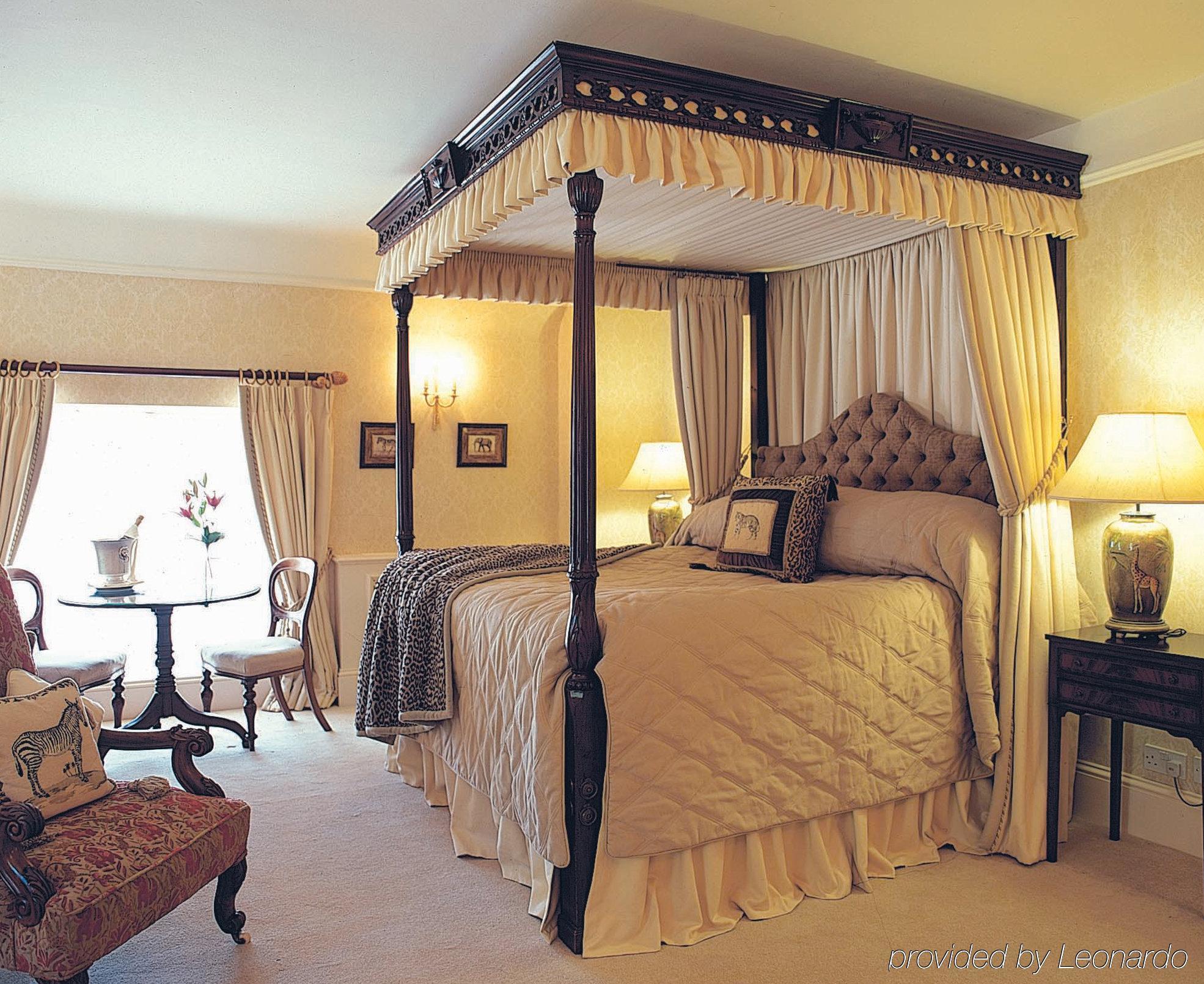 Longueville Manor Saint Saviour Bilik gambar